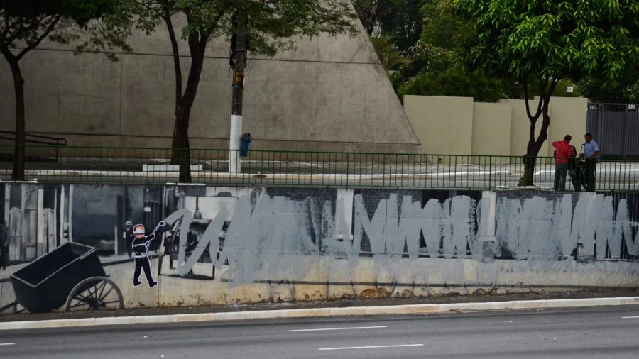 Projeto cria multas de até R$ 100 mil por pichação